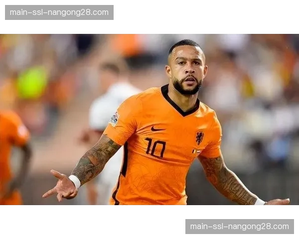 赛后分析:尽管输球,但朗斯队在本场比赛中展现出的、通过中场快速过渡打身后的尝试值得注意 赛后分析:尽管输球,但朗斯队在本场比赛中展现出的、通过中场快速过渡打身后的尝试值得注意